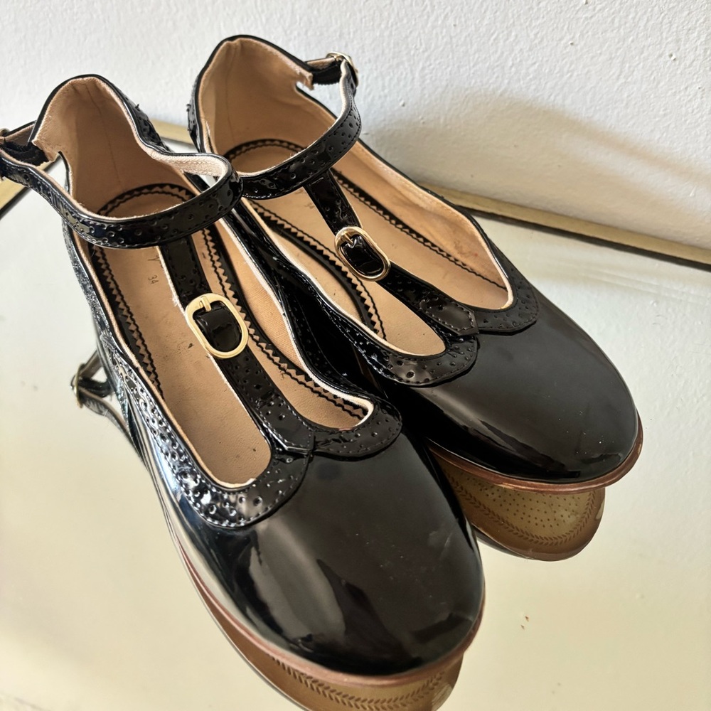 Zara Girls Patent Leather T-Strap Black Ballet Flat Kids Shoe Size 9-10